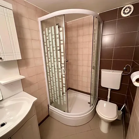 Apartman Car